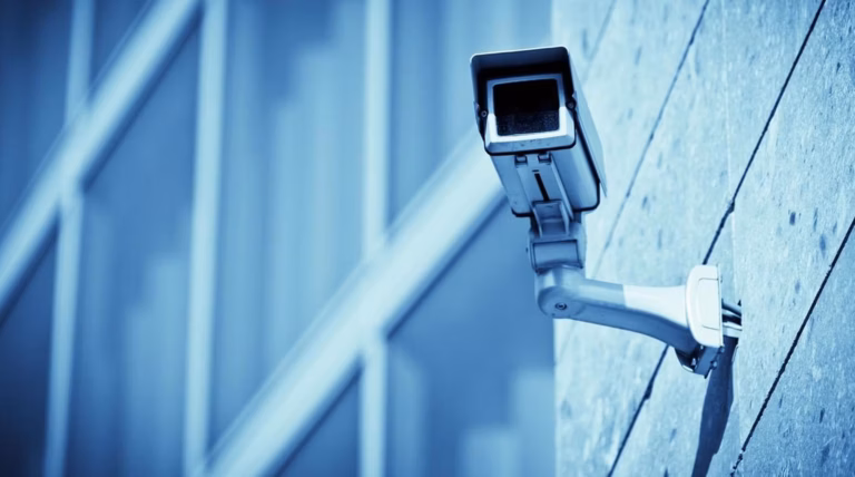 L&rsquo;essor spectaculaire de l&rsquo;industrie de la surveillance et de la sécurité